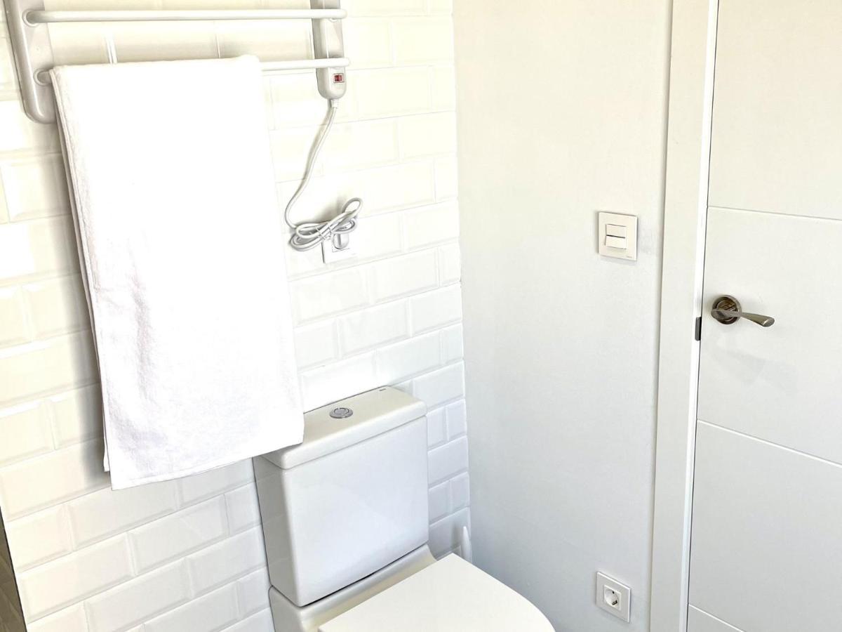 Apartbeach Mimosas Deluxe Climatizado Vistas Playa Miami Playa ภายนอก รูปภาพ