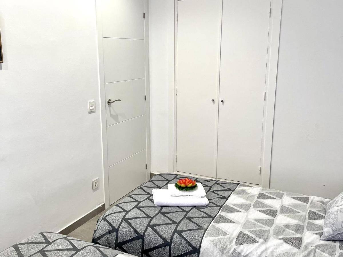 Apartbeach Mimosas Deluxe Climatizado Vistas Playa Miami Playa ภายนอก รูปภาพ